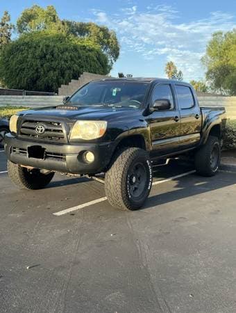 2008 Lifted Toyota Tacoma
