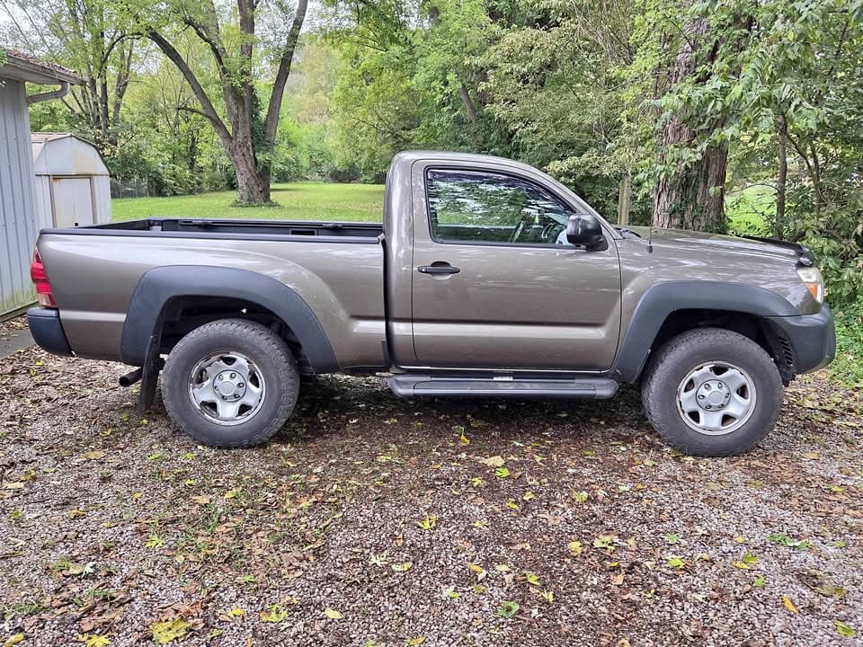 2012 Toyota Tacoma Regular Cab Pickup 2D 6 Ft