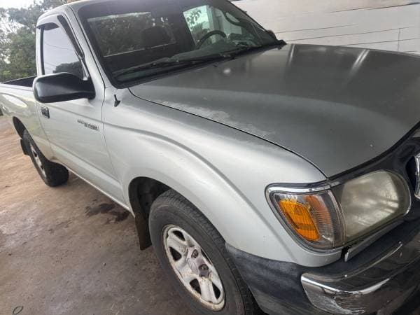 2002 Toyota Tacoma 5Spd