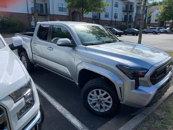 2024 Toyota Tacoma Double Cab SR5 4X4 Pickup 4D