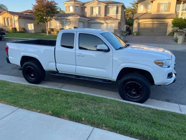 2019 Toyota Tacoma SR Pickup Truck 2 WD 4 Door 6' Bed
