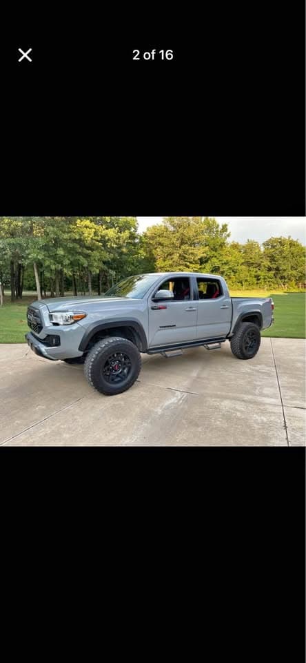 2021 Toyota Tacoma Double Cab TRD Off-Road Pickup 4D 5 Ft