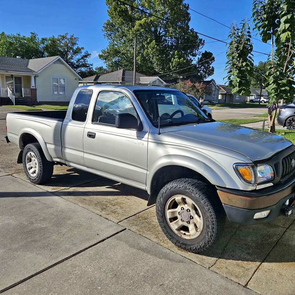 2002 Toyota Tacoma PreRunner Pickup 2D 6 Ft