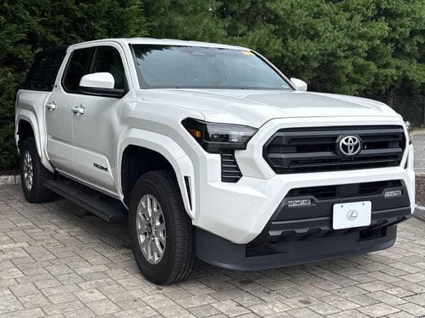 2025 Toyota Tacoma SR5 4x4