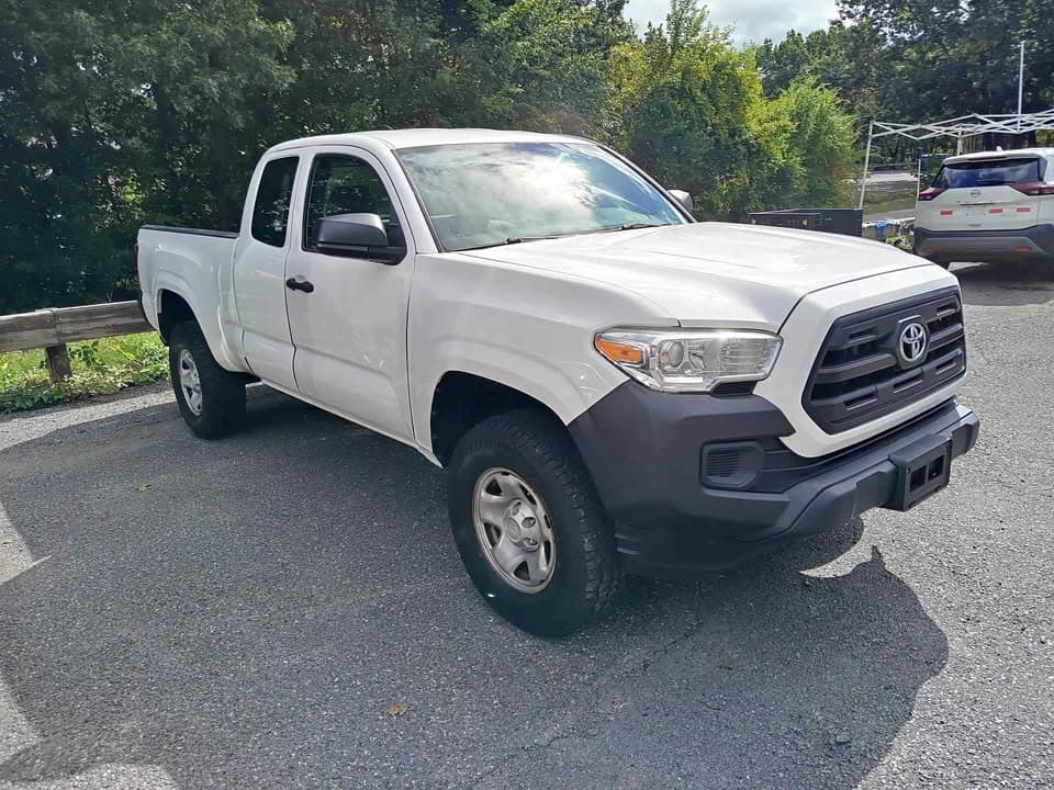 2016 Toyota Tacoma Pickup 2D 6 Ft