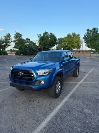 2017 Toyota Tacoma SR5 4X4